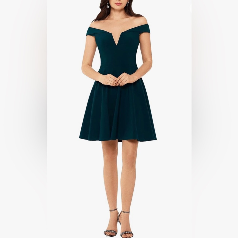 Xscape Women's Dress, dark emerald green, A-Line Off Shoulder, size 4